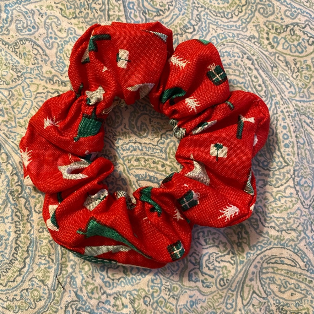 Handmade tree and present scrunchie
